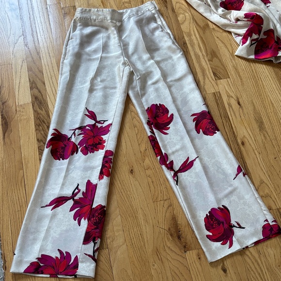 Zara floral satin effect open blazer and pants - Picture 6 of 14